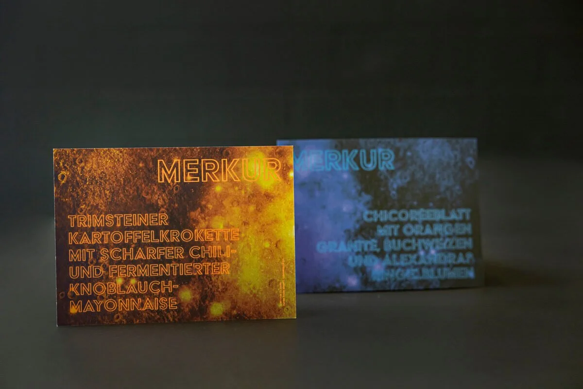 druckdesign_Tanner_2023_Falzplakat_Karten_Roh-und-Nobel_Pop-Up-Restaurant_A_Sky_Full_of_Stars_010